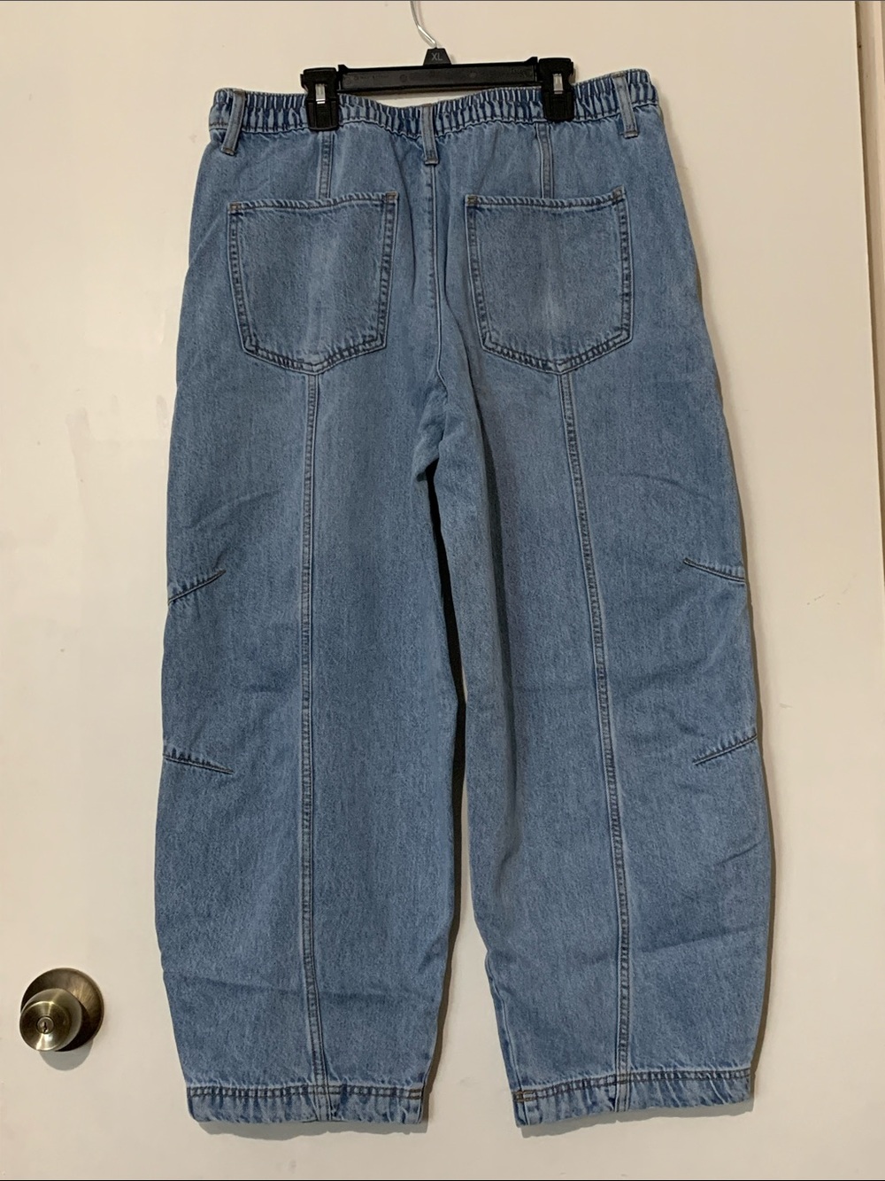 Light Blue Elastic-Waist Denim Barrel Jeans for Women - Casual Relaxed Fit - Picture 2 of 4